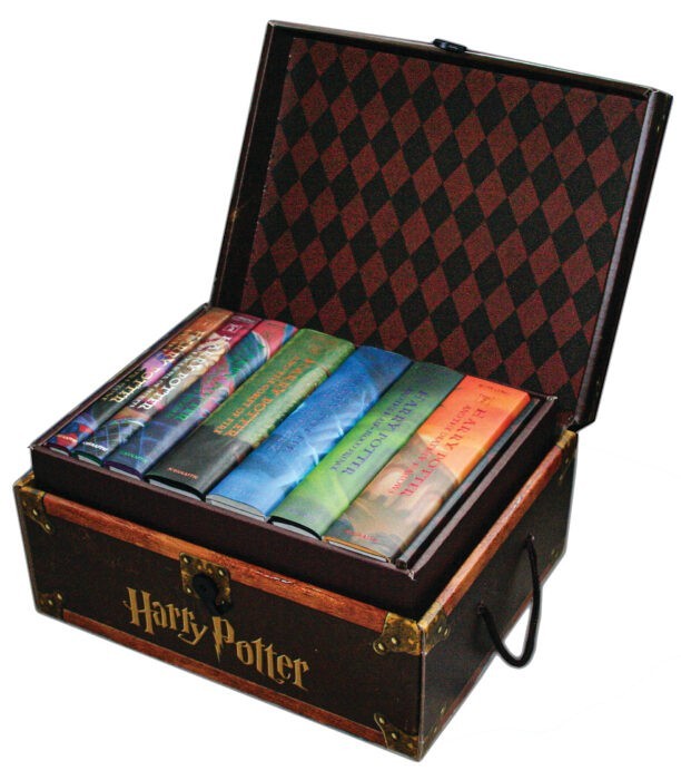 NEW Harry Potter Boxed Set Hardcover Books 1-7 in Trunk Chest Limited Edition
