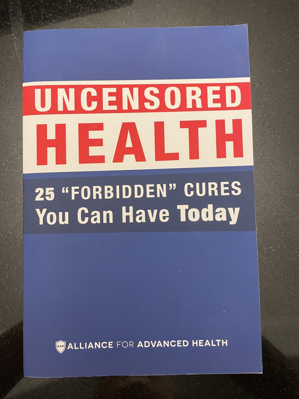 ✨️ UNCENSORED HEALTH 25 “FORBIDDEN” CURES YOU CAN HAVE TODAY Paperback