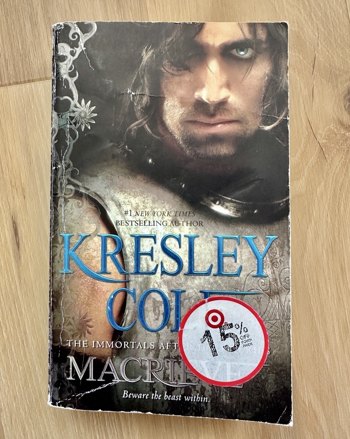 Kresley Cole MacRieve Immortals After Dark Softcover Dark Romance Beauty & Beast