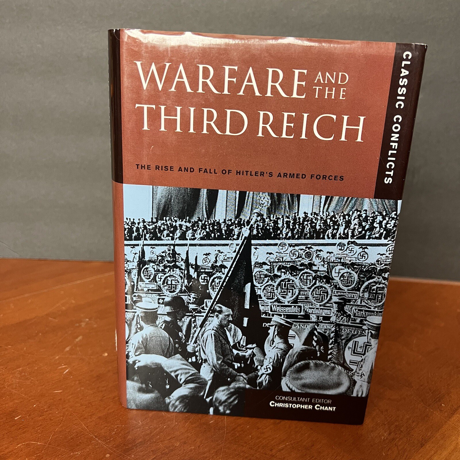 Warfare and the Third Reich Book Ed Christopher Chant Rise Fall Hitler WWII 1996