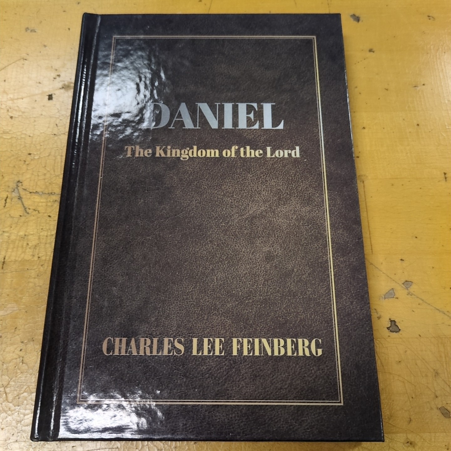 Commentary on Daniel : The Kingdom of the Lord by Charles Lee Feinberg (1984,…