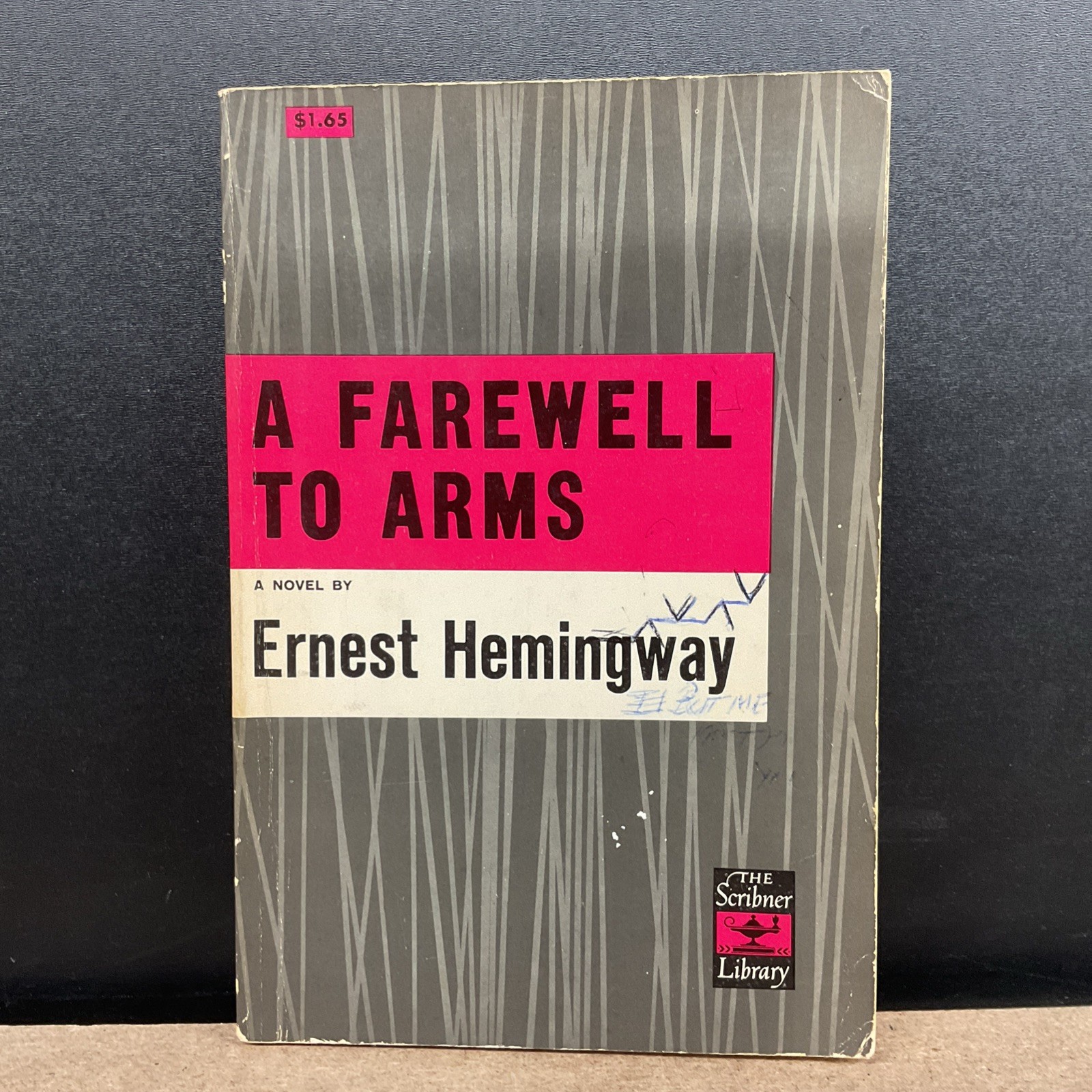 A Farewell To Arms A Novel By Ernest Hemingway Scribner Library Vintage