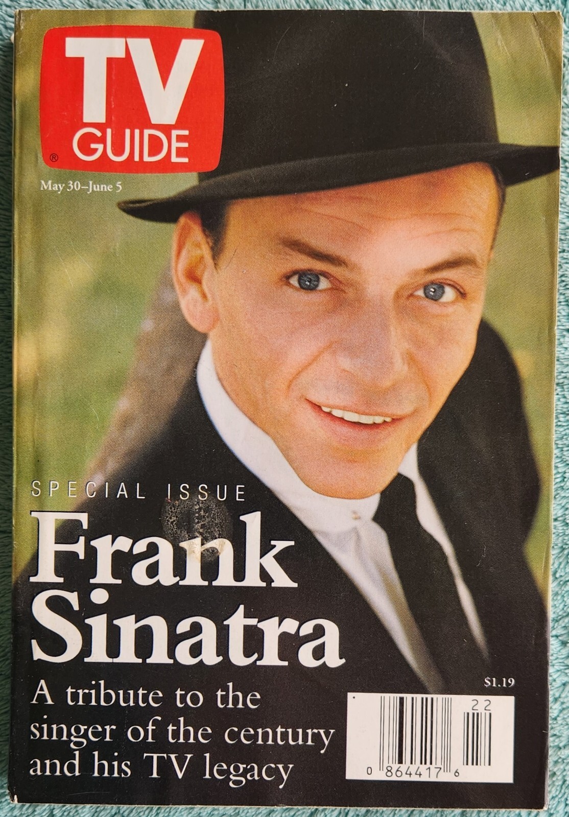 Frank Sinatra Special Edition 1993 TV Guide Complete Issue 210 Pages