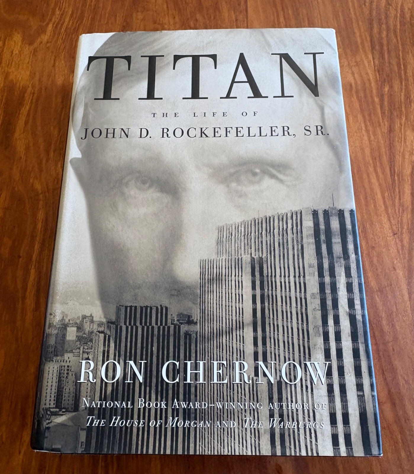 TITAN LIFE OF JOHN D. ROCKEFELLER BY RON CHERNOW SIGNED 1998 HC/DJ 2nd PRINT