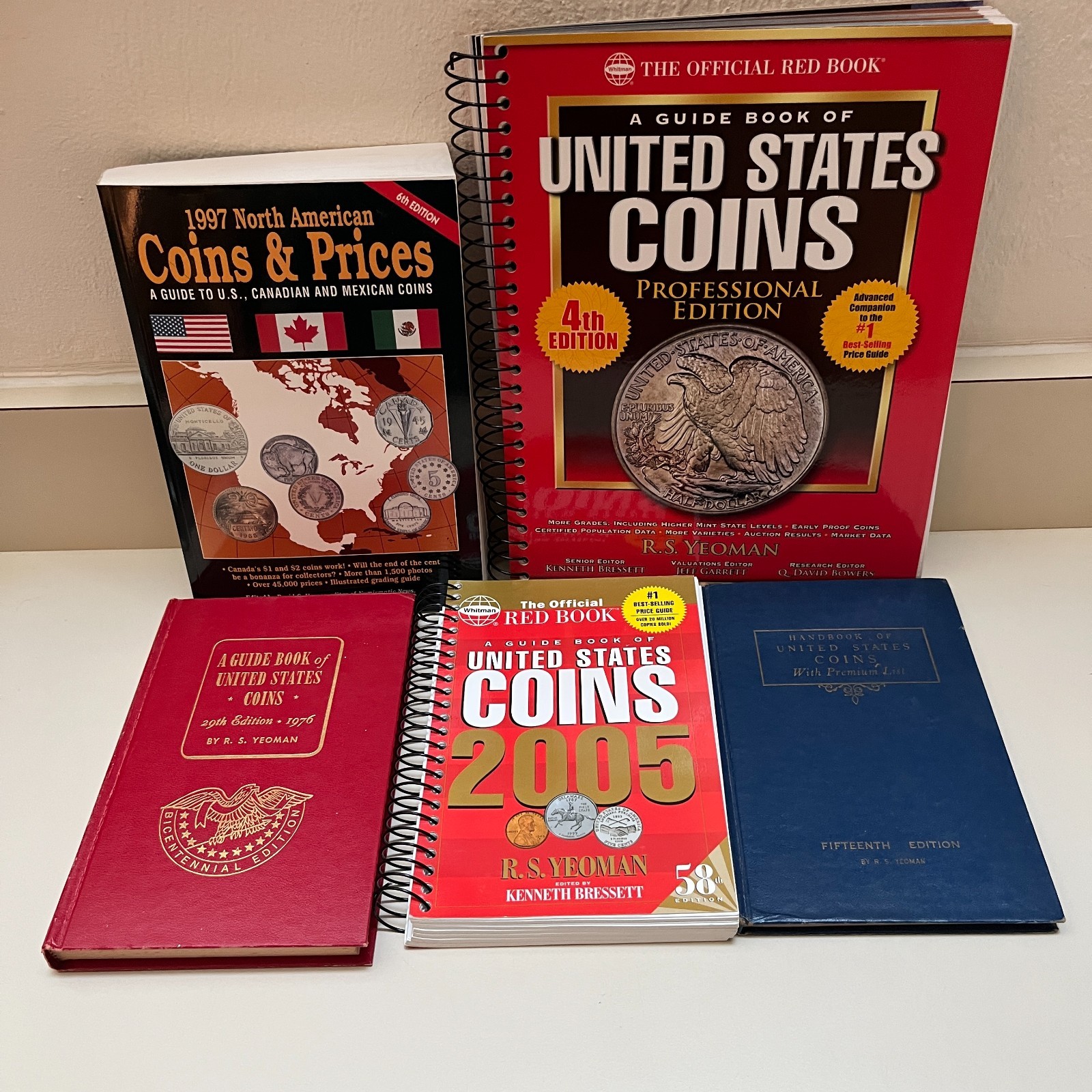 Lot of 5 Coin Reference Handbooks and Guides/US Canada Mexico/ Price Books