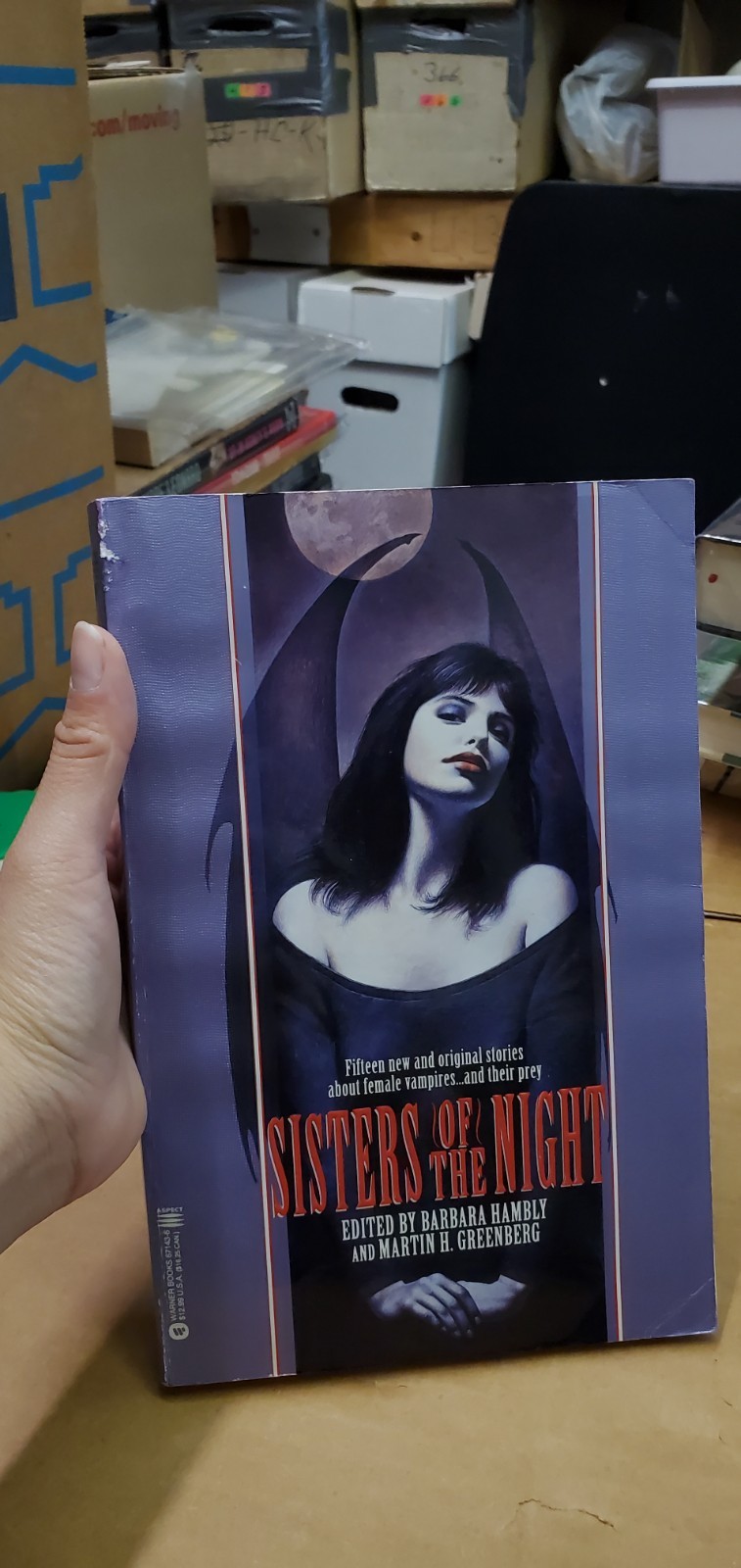 Sisters of The Night By Barbara Hambly & Martin H. Greenberg Warner Books