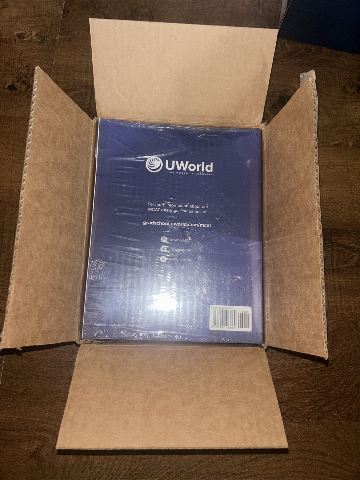 NEW UWORLD MCAT BOOKS 25-26