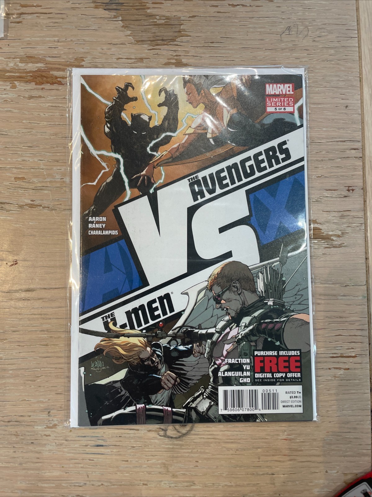The Avengers vs The X-Men #5 Marvel Comics 2013