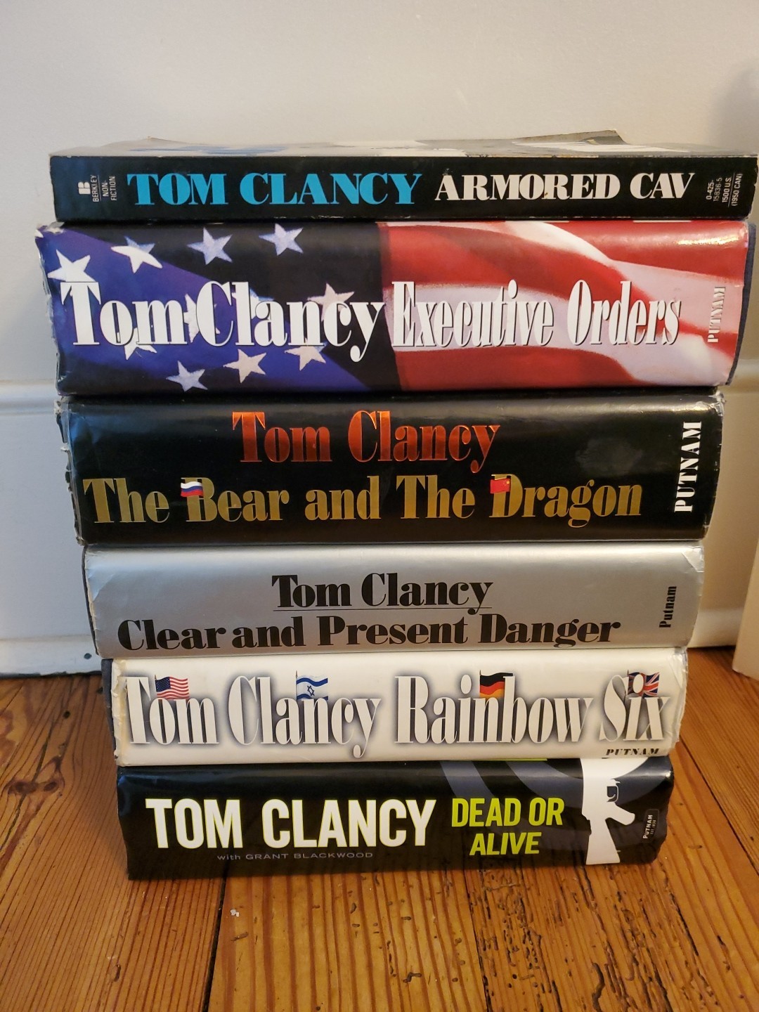Set Of 6 Tom Clancy Books 5 Hardcover 1 Paperback