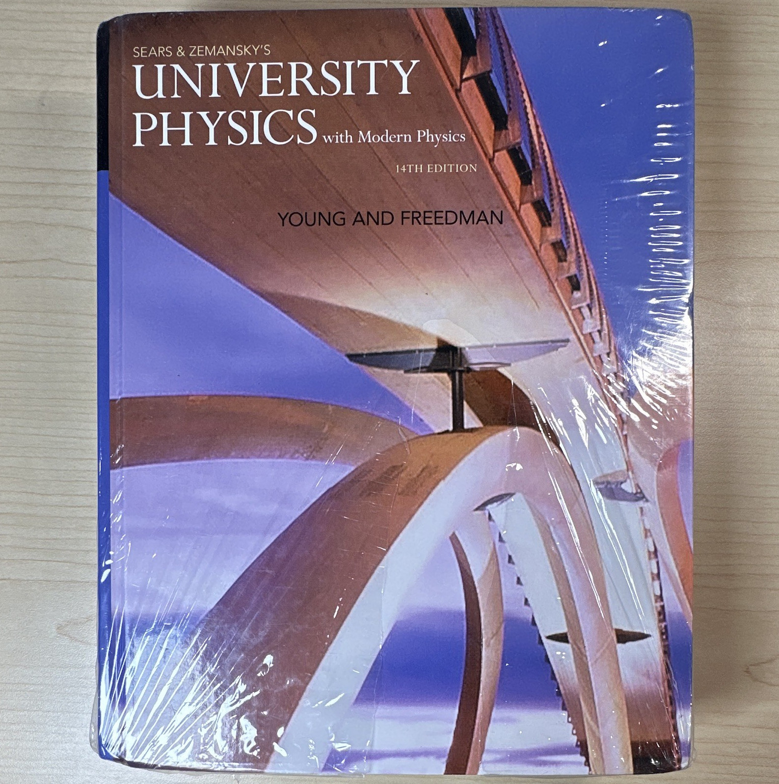 Sears & Zemansky’s University Physics w/ Modern Physics 14th Ed Book Young