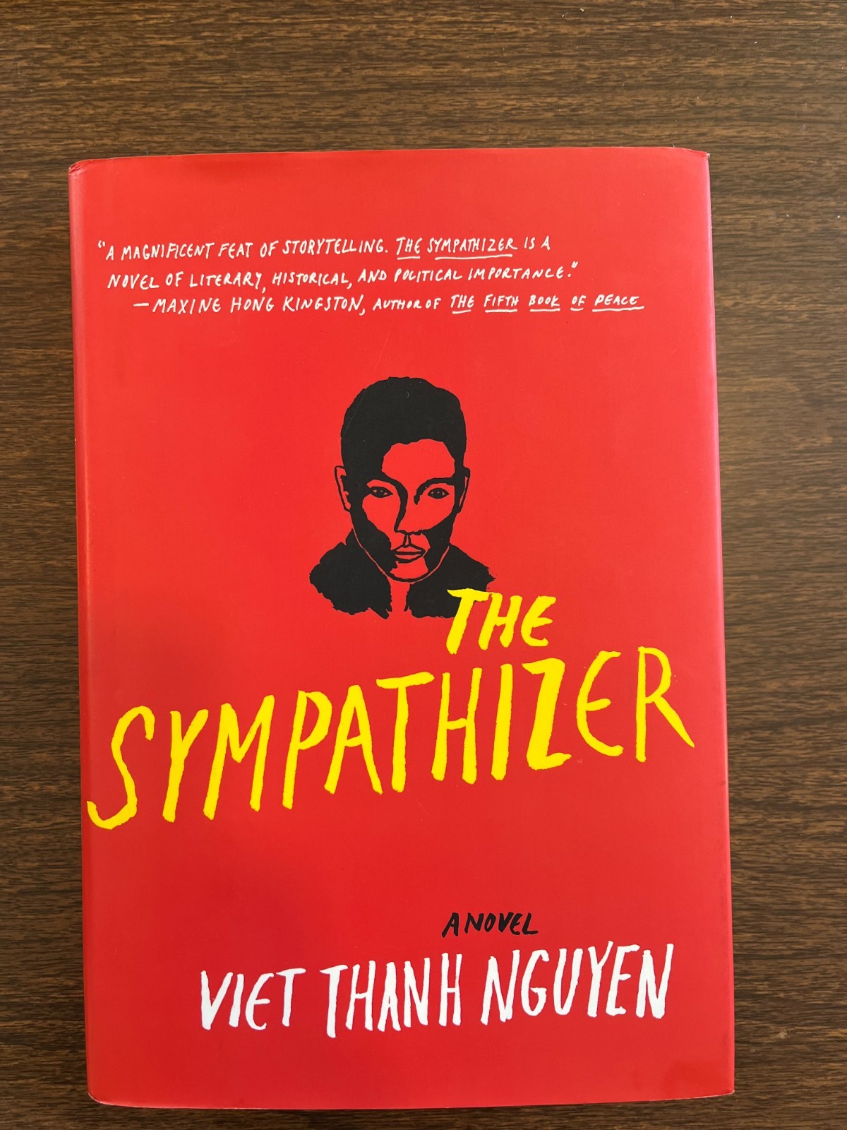Sympathizer : A Novel (Pulitzer Prize for Fiction) Viet Thanh Nguyen- Like New