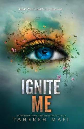 Ignite Me (Shatter Me) – Paperback By Mafi, Tahereh – GOOD