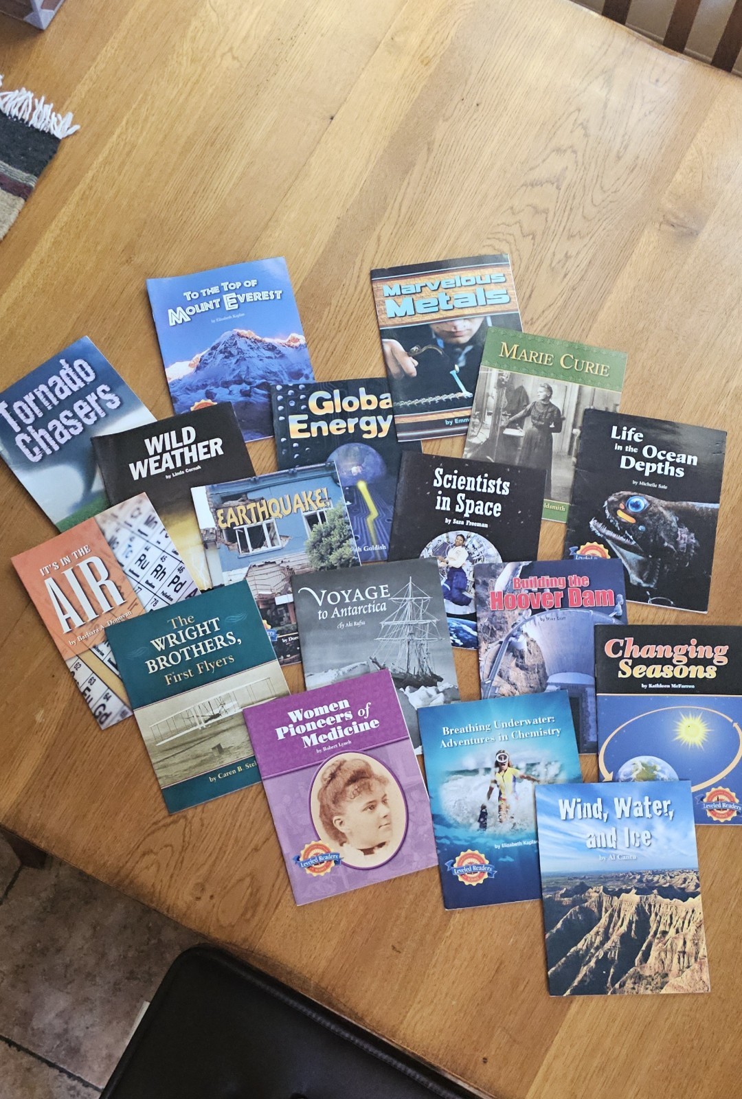 17 LOT Leveled Readers Illustrated Science Juvenile Nonfiction Paperback