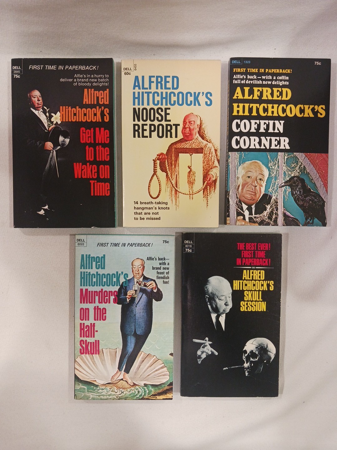 Alfred Hitchcock Book Lot Vintage Horror Paperbacks UNREAD LIKE-NEW CONDITION
