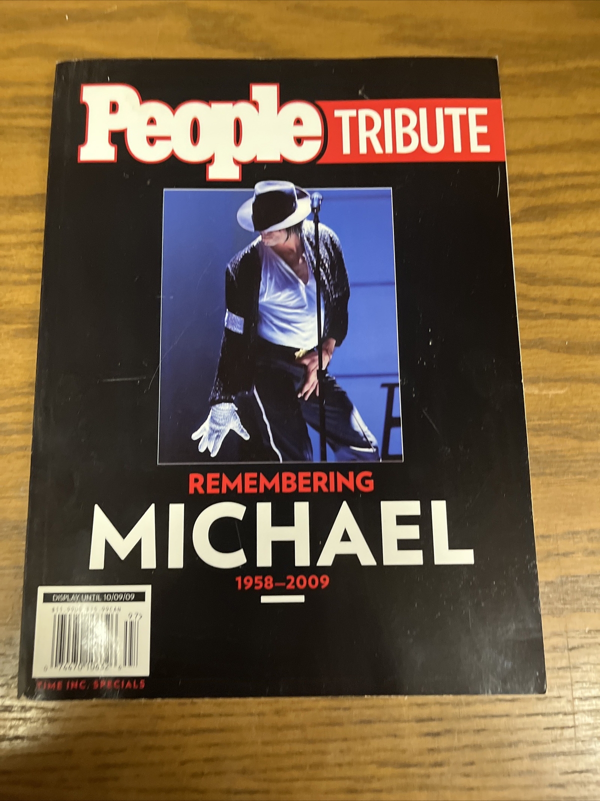 PEOPLE TRIBUTE : Remembering Michael 1958-2009 Michael Jackson. 2009 TPB