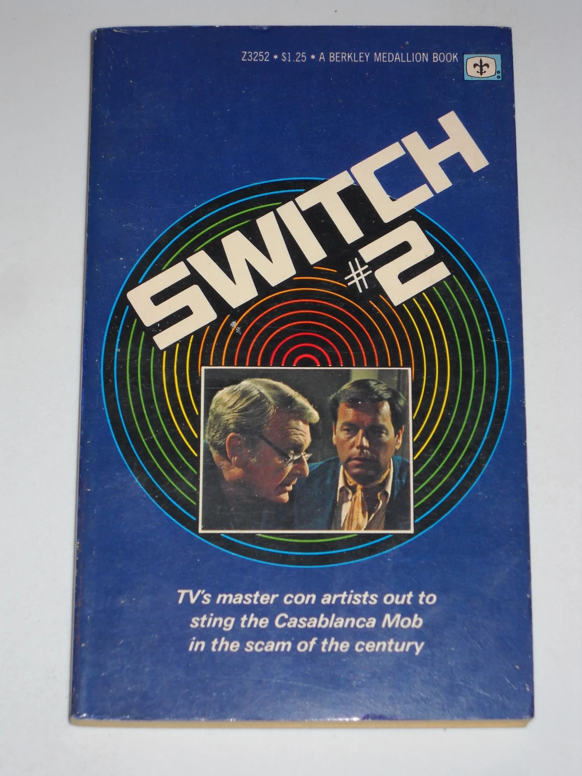 1976 Switch #2 ROBERT WAGNER Eddie Albert Vintage TV tie-in series pb book