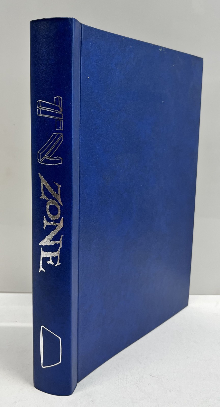 13 Early TV Zone Magazines in binder 1990-1, Dr Who, Star Trek, 3,4,7,8,9,11-18