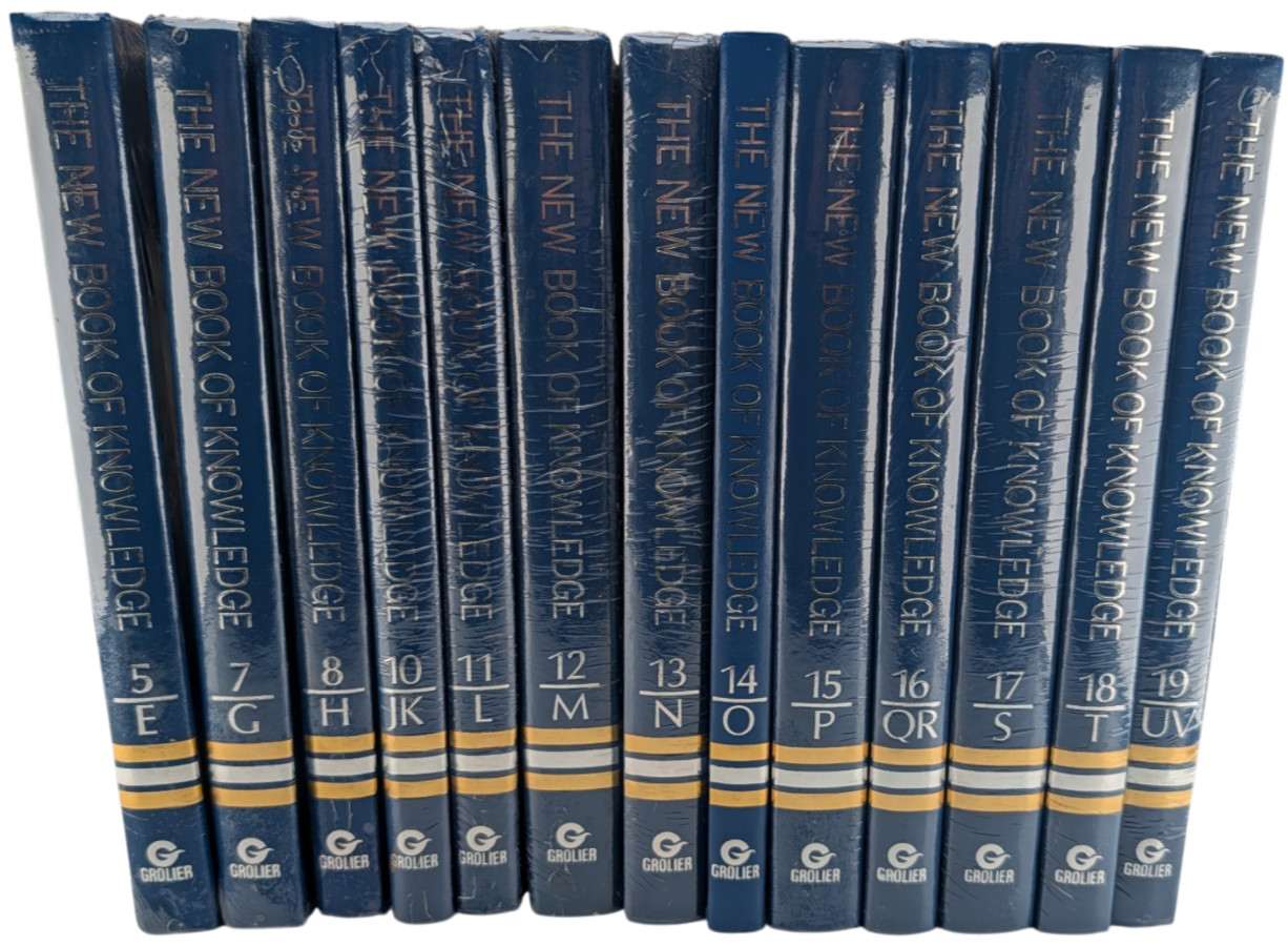 The New Book of Knowledge 2004 Grolier 13 Volumes Partial Set 071720538X