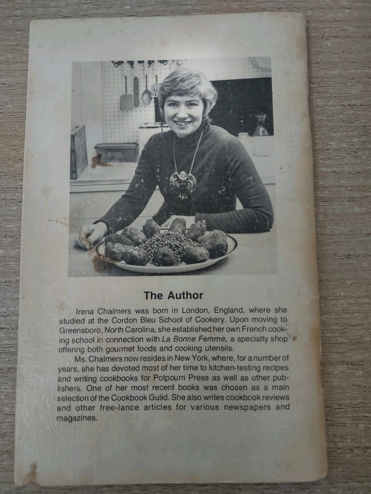 Quiche and Pie Cookbook by Susan Wright Baking Recipes Potpourri Press 1974
