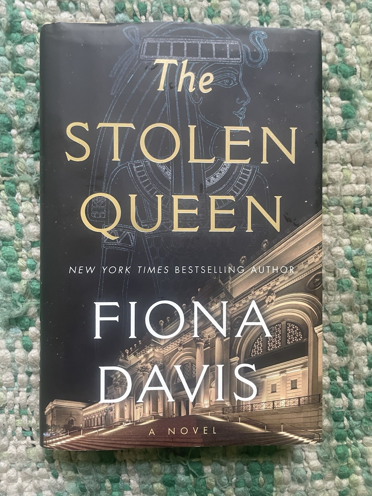 Stolen Queen The A Novel – Hardcover