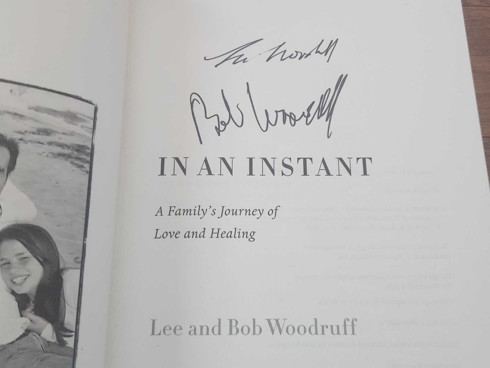 Lee AND Bob Woodruff SIGNED In An Instant ABC News Anchor 2007 Hardcover COA