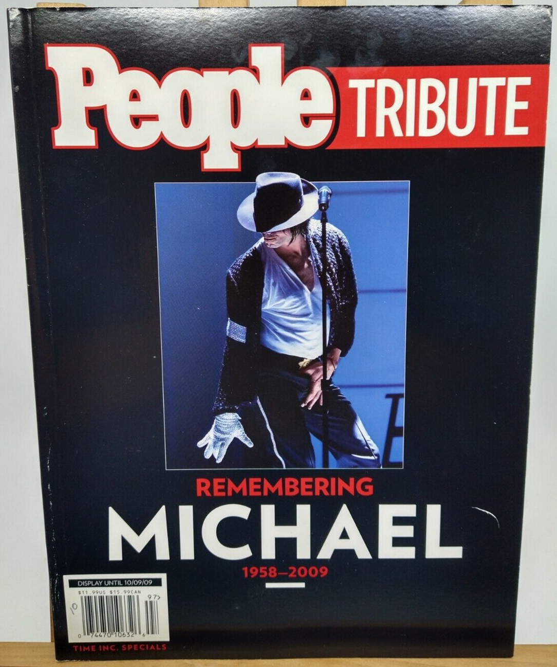 PEOPLE TRIBUTE : Remembering Michael 1958-2009 Michael Jackson. 2009