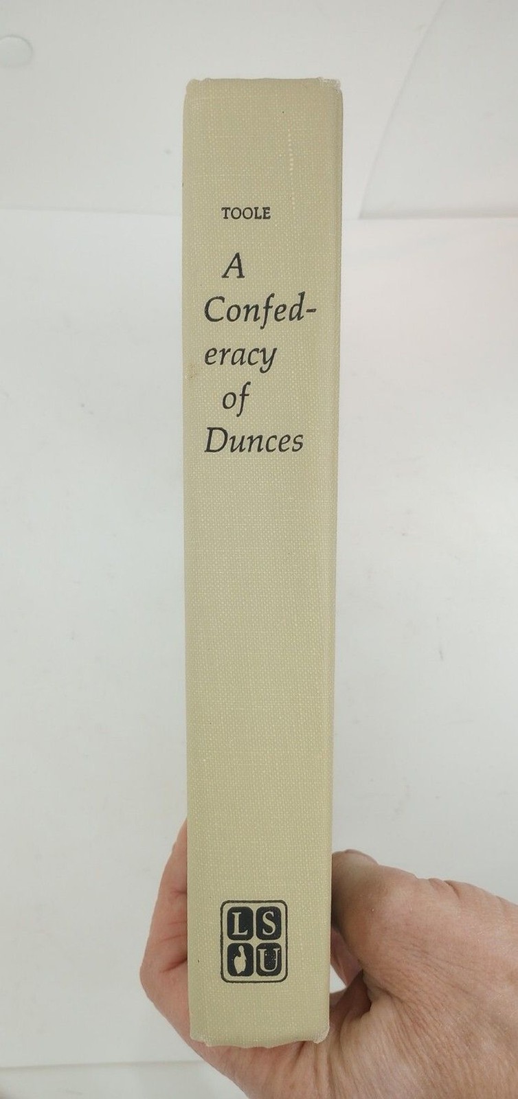 A Confederacy of Dunces John Kennedy Toole 1980 HC 1st Edition 2nd Prtg No DJ