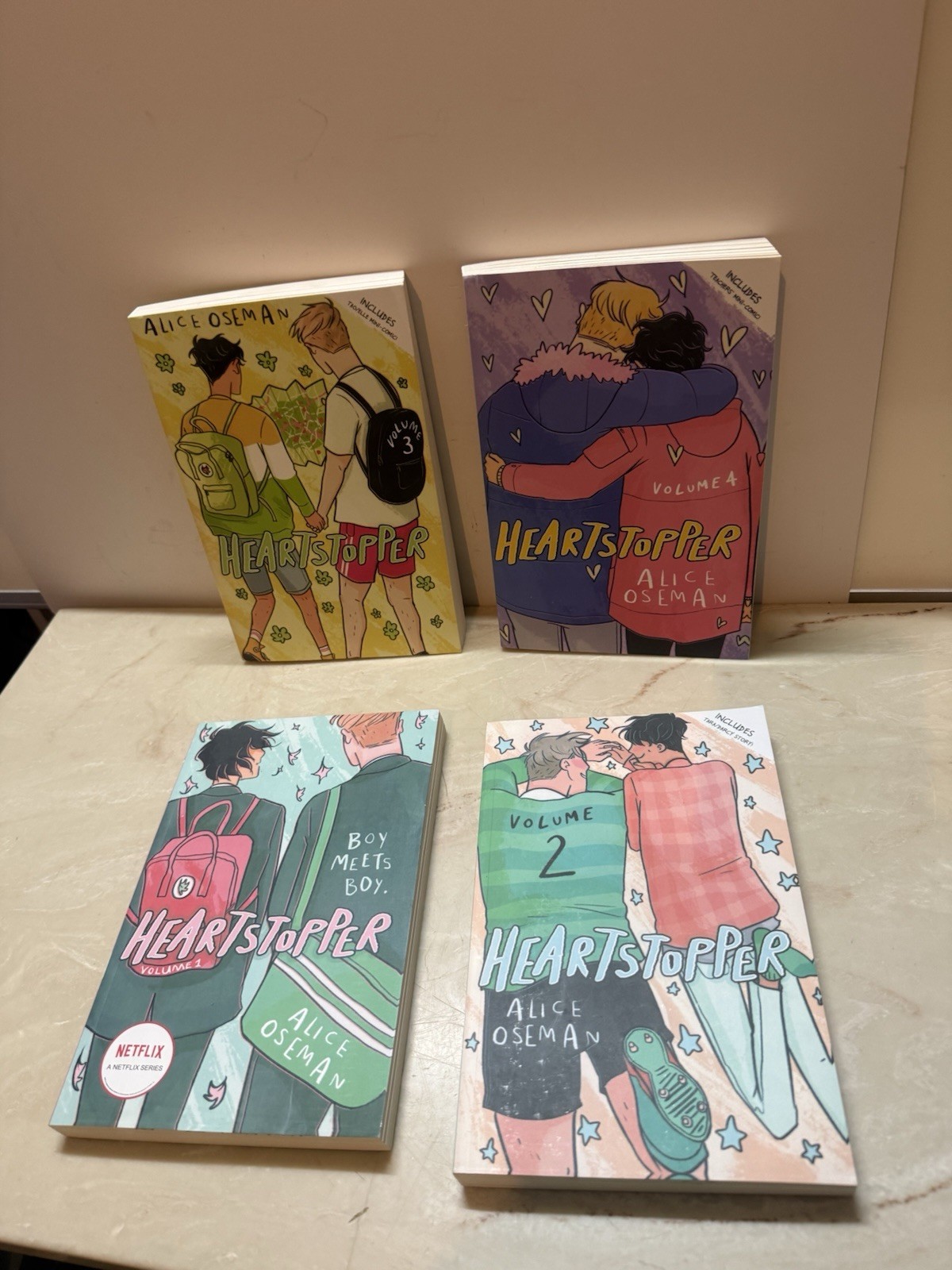 Heartstopper Series Volume 1-4 Books Collection Set Alice Oseman NEW Paperback