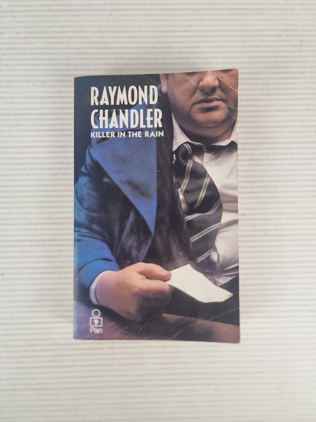 Killer in the Rain, Chandler, Raymond