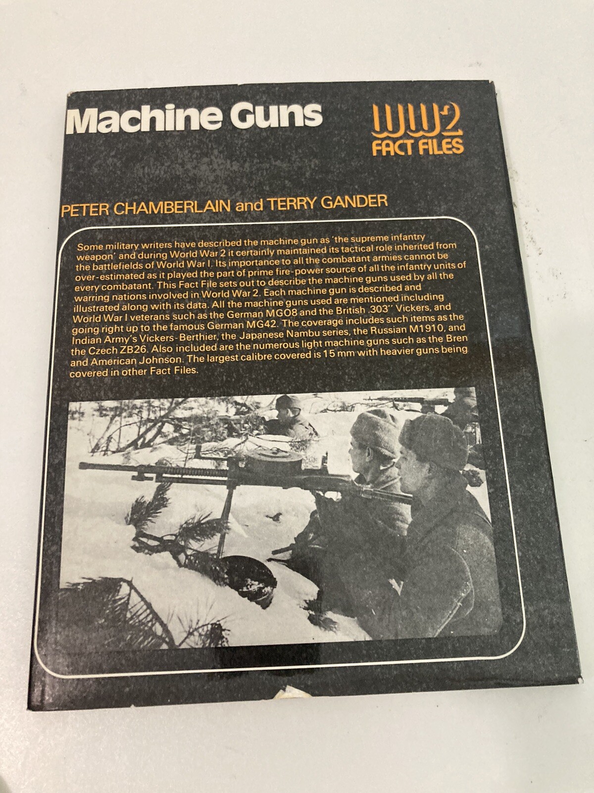 WW2 Fact Files Machine Guns Chamberlaine Gander 1974 Arco Publishing