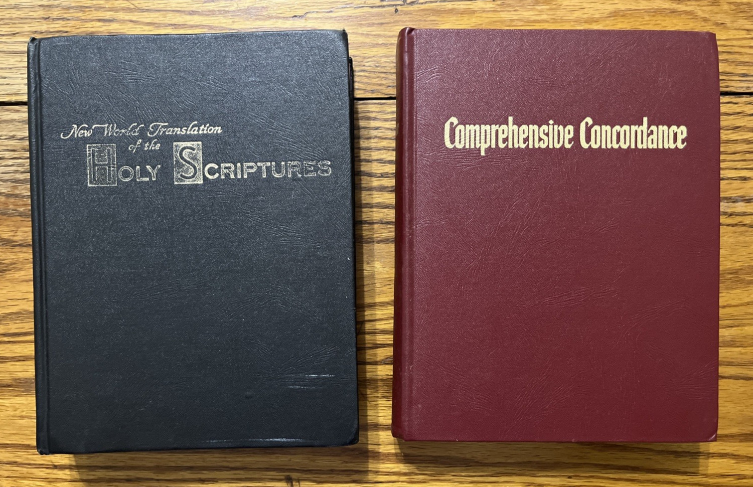 New World Translation HC Large Bible & Comprehensive Concordance Watchtower